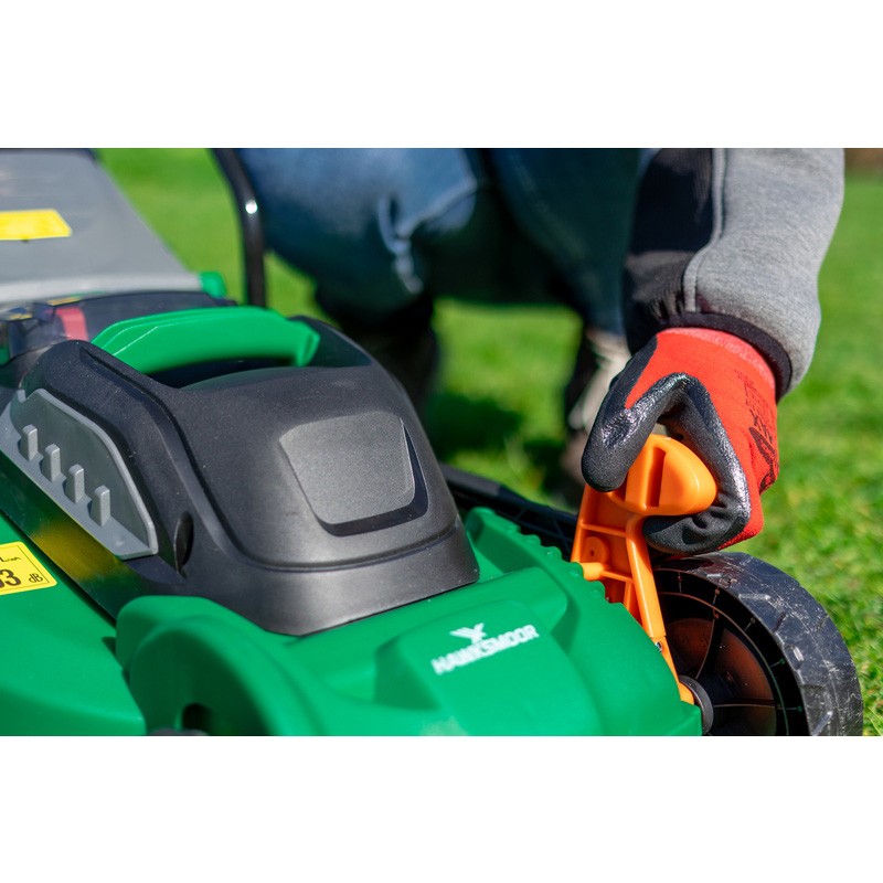 Hawksmoor 18V 33cm Cordless Lawnmower 1 x 4.0Ah