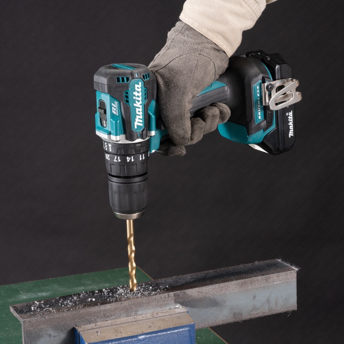 Makita DLX2460TJ 18v LXT Brushless Combi Drill  Impact Driver Combo Kit Inc 2x 5.0Ah Batts